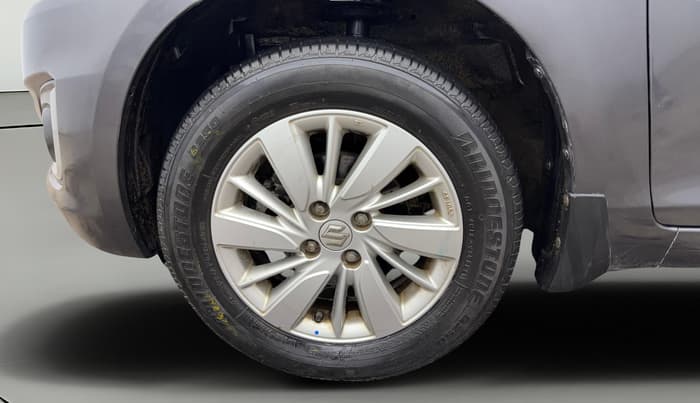 2015 Maruti Swift ZXI, Petrol, Manual, 88,899 km, Left Front Wheel