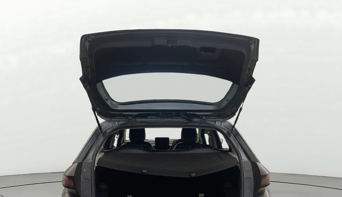 2023 Tata ALTROZ XM PLUS SUNROOF, Petrol, Manual, 23,443 km, Boot Door Open