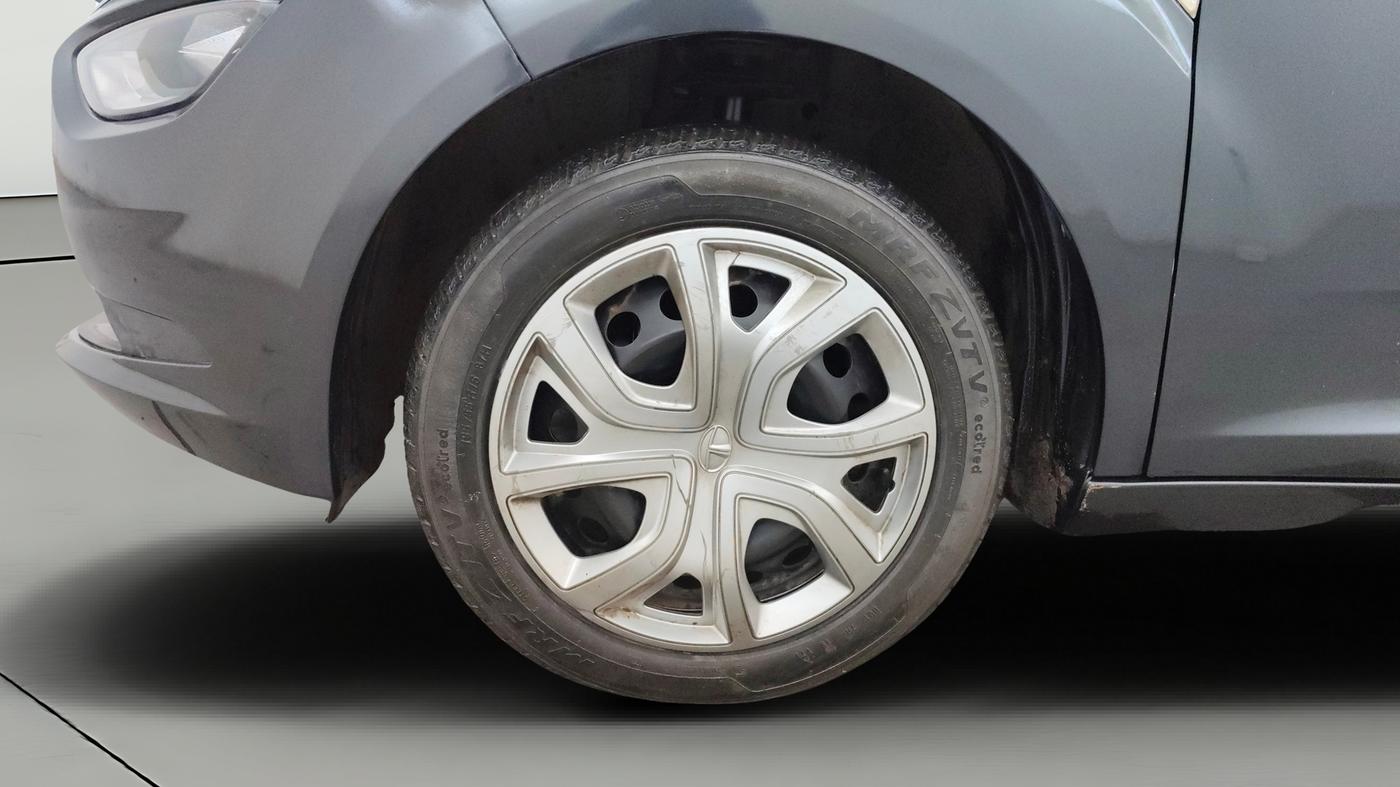 2021 Tata ALTROZ XT PETROL, Petrol, Manual, 24,040 km, Left Front Wheel
