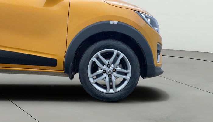 2019 Renault TRIBER RXZ, Petrol, Manual, 27,832 km, Right Front Wheel