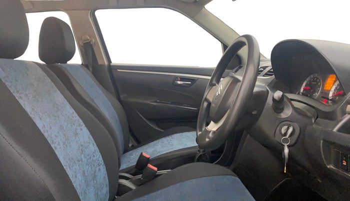 2017 Maruti Swift VXI O, Petrol, Manual, 1,31,746 km, Right Side Front Door Cabin