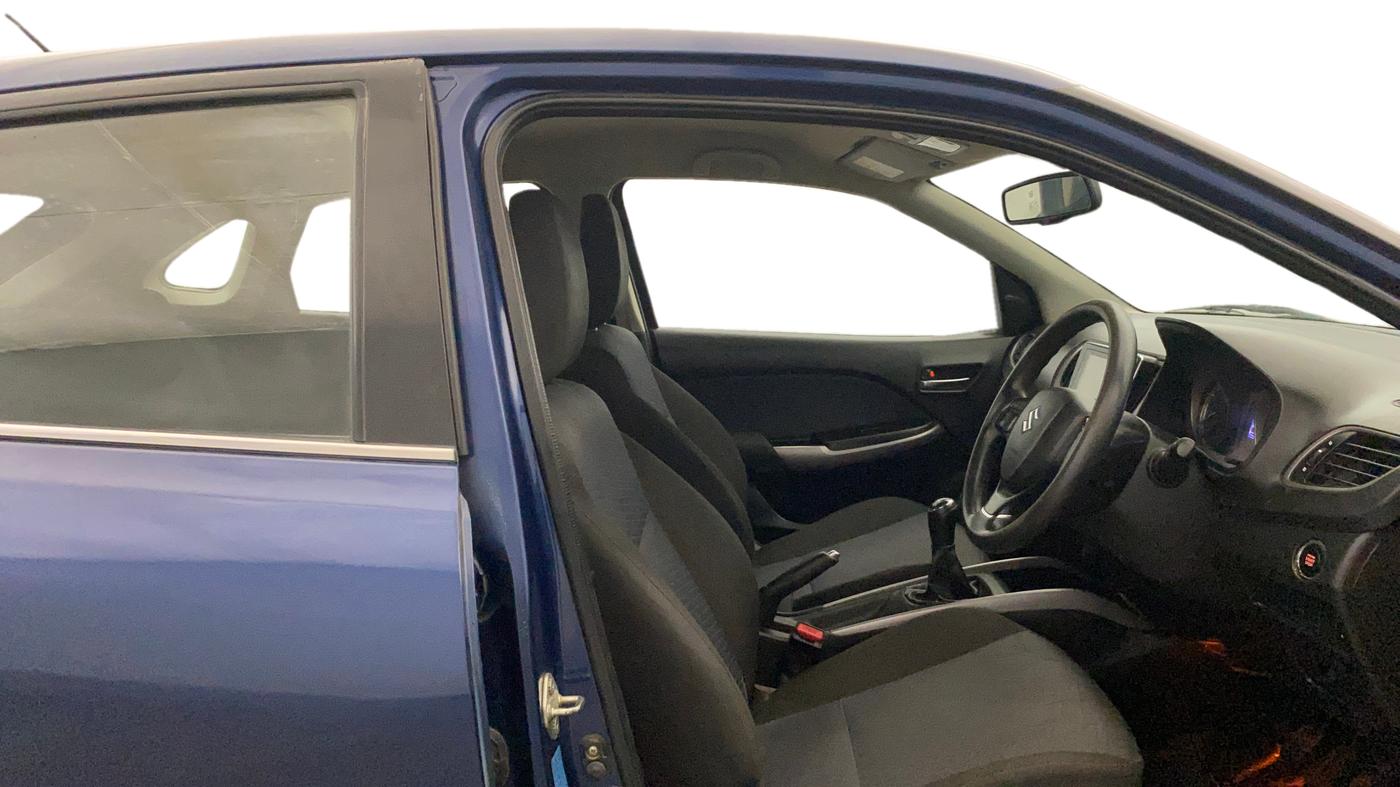 2020 Maruti Baleno ZETA PETROL 1.2, Petrol, Manual, 72,114 km, Right Side Front Door Cabin
