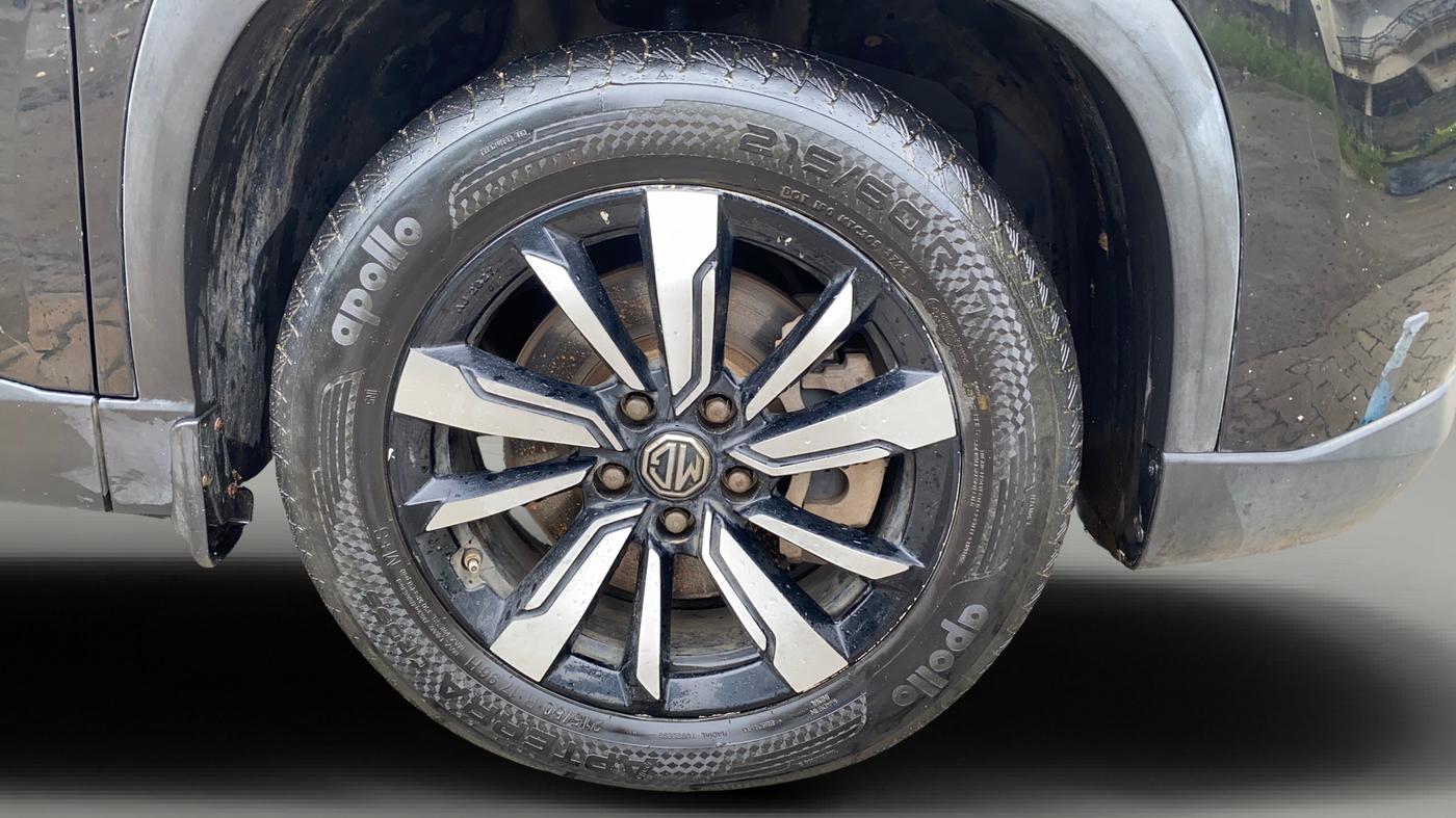 2020 MG HECTOR SHARP HYBRID 1.5 PETROL, Petrol, Manual, 81,698 km, Right Front Wheel