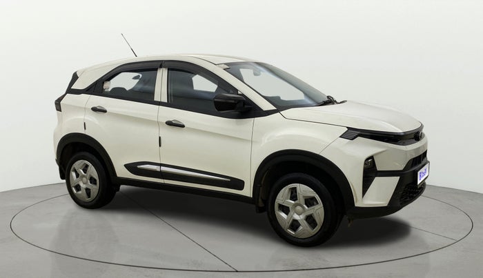 2025 Tata NEXON Smart Plus 1.2 iCNG, CNG, Manual, 5,710 km, Right Front Diagonal