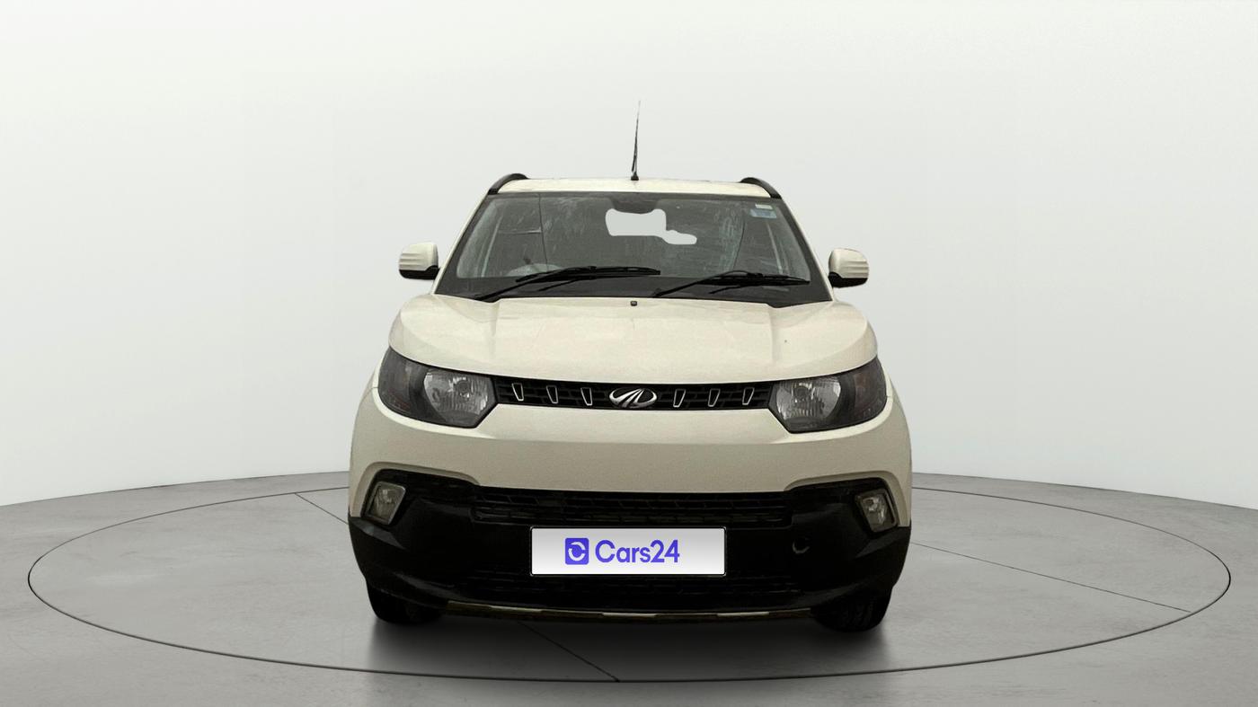 2016 Mahindra Kuv100 K8 6 STR, CNG, Manual, 22,314 km, Front