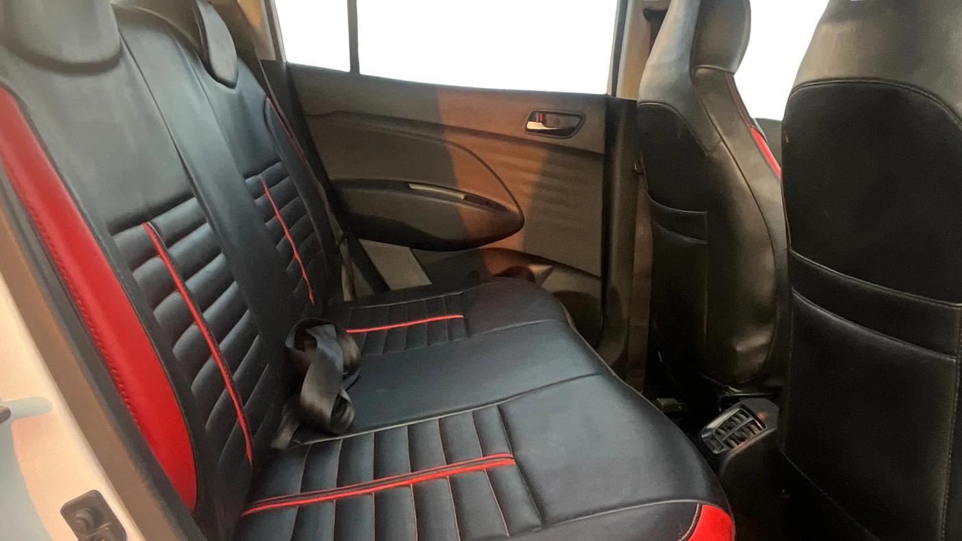 2019 Hyundai NEW SANTRO Sportz AMT SE, CNG, Automatic, 49,470 km, Right Side Rear Door Cabin