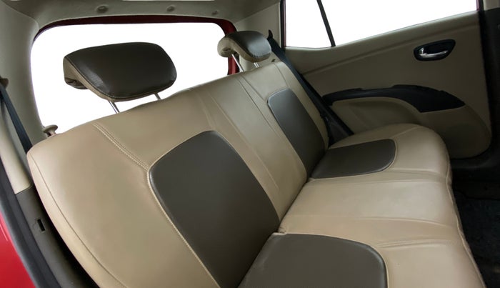 2013 Hyundai i10 SPORTZ 1.2, Petrol, Manual, 45,661 km, Right Side Rear Door Cabin