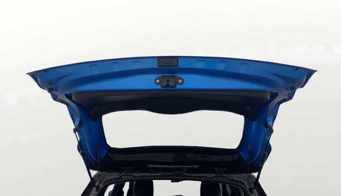 2022 Renault Kiger RXT (O) AMT DUAL TONE, Petrol, Automatic, 29,013 km, Boot Door Open