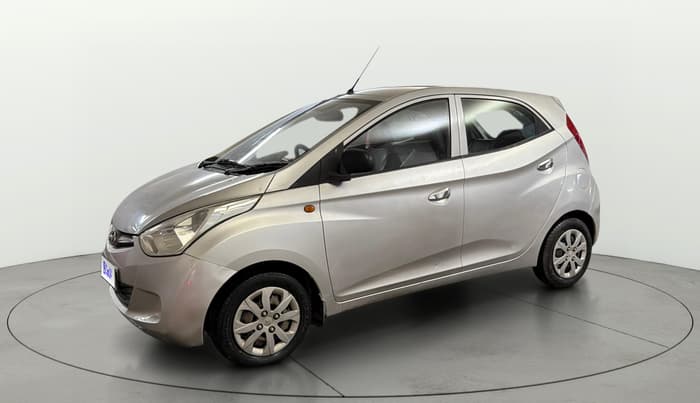 2018 Hyundai Eon MAGNA +, Petrol, Manual, 30,467 km, Left Front Diagonal