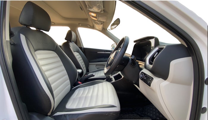 2022 KIA SONET HTX 1.0 IMT, Petrol, Manual, 46,162 km, Right Side Front Door Cabin