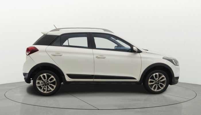 2015 Hyundai i20 Active 1.2 S, Petrol, Manual, 1,00,416 km, Right Side View