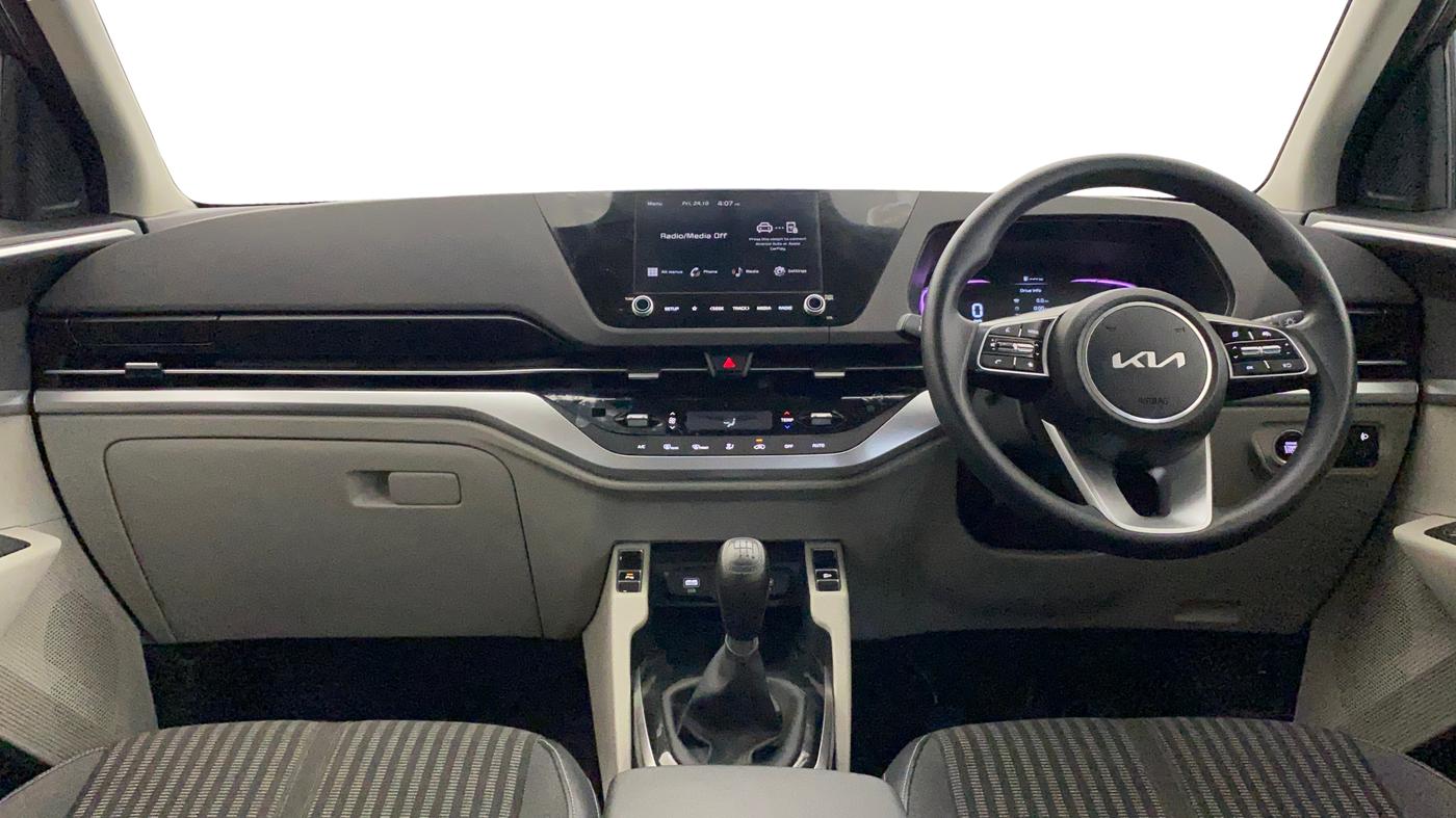 2022 KIA CARENS PRESTIGE PLUS 1.4 PETROL 7 STR, Petrol, Manual, 21,288 km, Dashboard