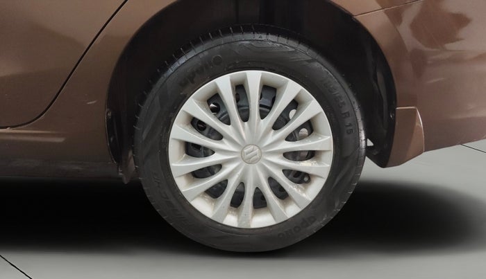 2017 Maruti Ciaz DELTA 1.4 MT PETROL, Petrol, Manual, 70,728 km, Left Rear Wheel