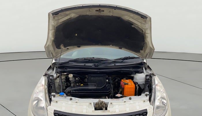 2014 Maruti Swift VXI, Petrol, Manual, 73,370 km, Open Bonet