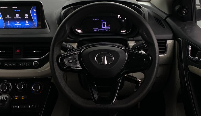 2020 Tata NEXON XZ PETROL, Petrol, Manual, 1,06,567 km, Steering Wheel Close Up