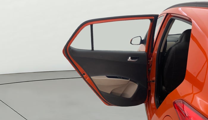 2019 Hyundai Grand i10 SPORTZ AT 1.2 KAPPA VTVT, Petrol, Automatic, 20,233 km, LHS Rear Door