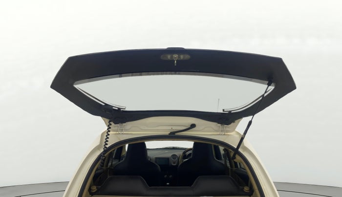 2013 Honda Brio VX MT, Petrol, Manual, 1,11,069 km, Boot Door Open