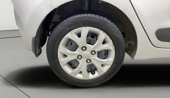 2015 Hyundai Grand i10 SPORTZ 1.2 KAPPA VTVT, Petrol, Manual, 69,663 km, Right Rear Wheel