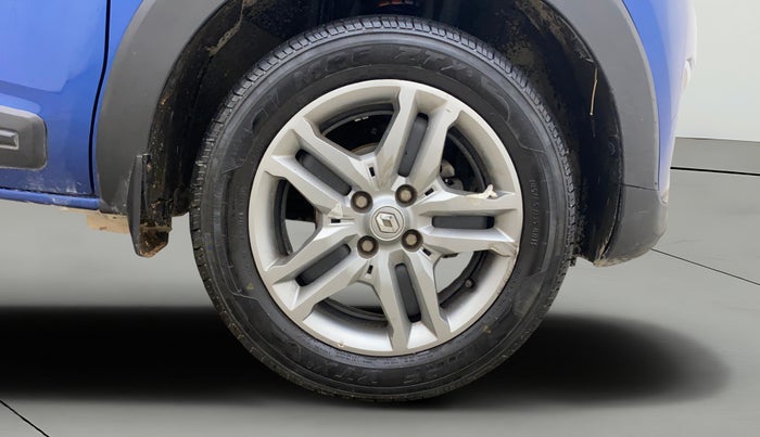 2020 Renault TRIBER RXZ, Petrol, Manual, 86,245 km, Right Front Wheel