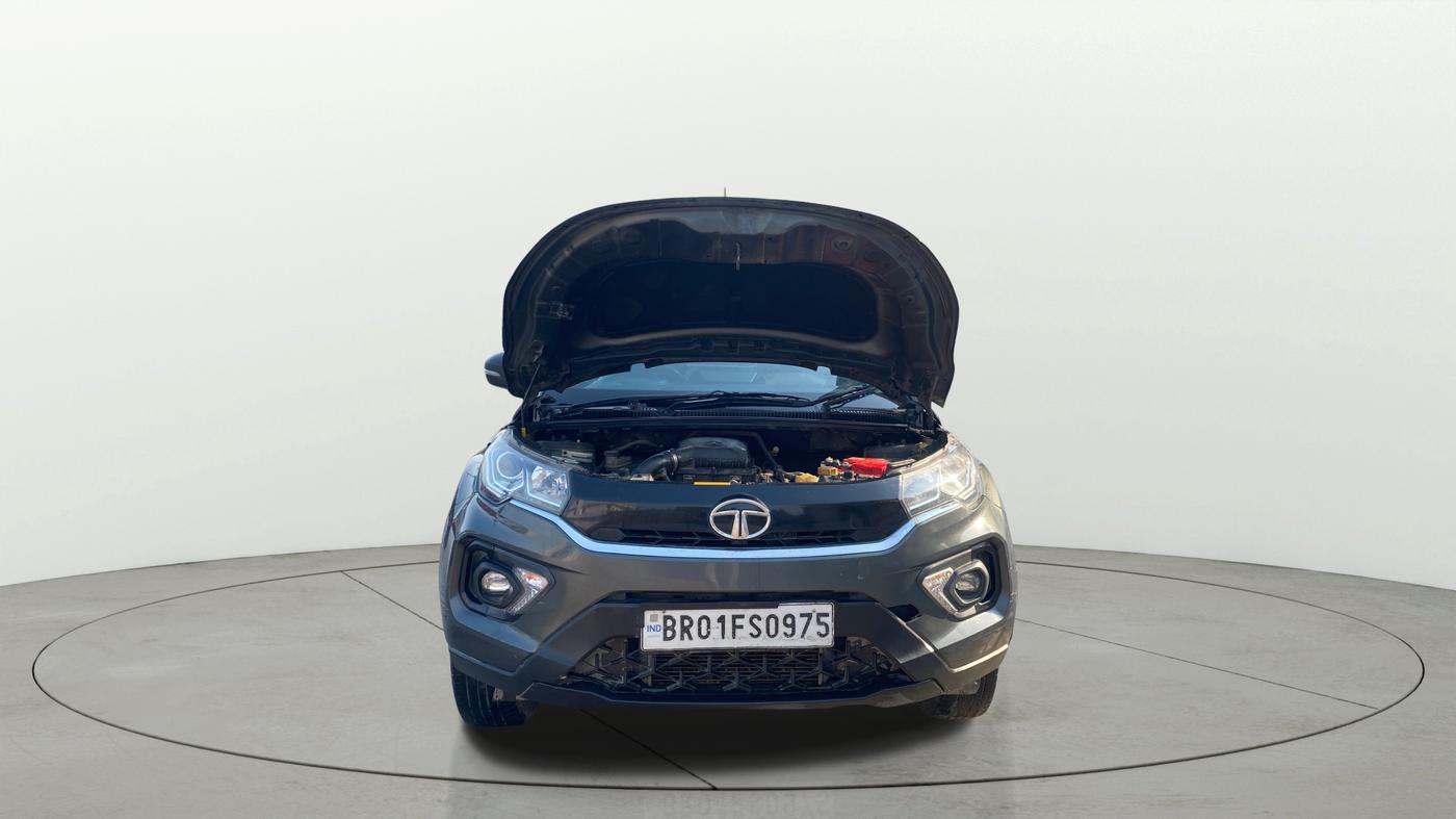 2022 Tata NEXON XMA SUNROOF PETROL, Petrol, Automatic, 90,084 km, Open Bonet