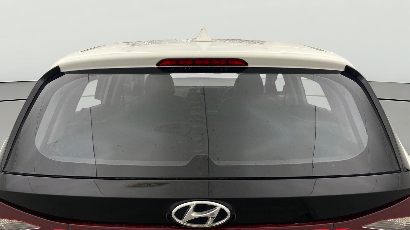2022 Hyundai NEW I20 MAGNA 1.2 MT, Petrol, Manual, 26,768 km, Rear Windshield