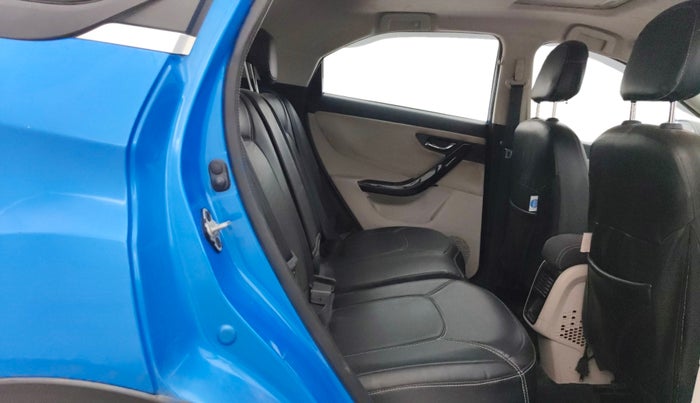 2020 Tata NEXON XZA PLUS (O) PETROL, Petrol, Automatic, 33,391 km, Right Side Rear Door Cabin