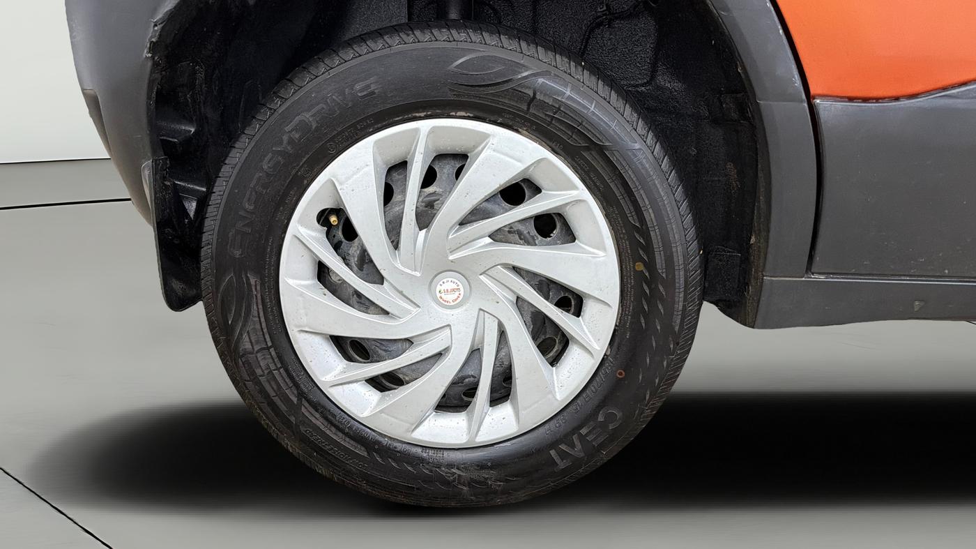 2022 Tata PUNCH ADVENTURE MT, Petrol, Manual, 97,230 km, Right Rear Wheel