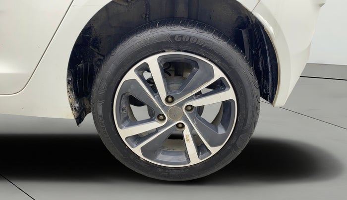 2021 Tata ALTROZ XZ DIESEL, Diesel, Manual, 37,813 km, Left Rear Wheel