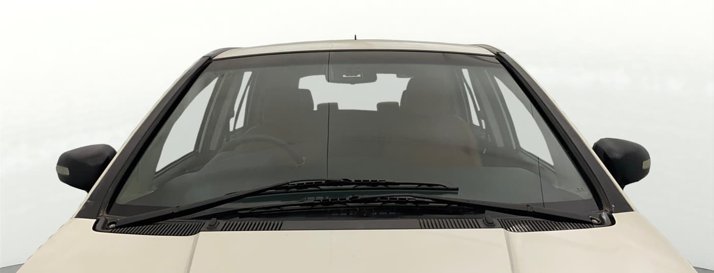 2018 Tata Hexa XE 4X2 7 STR, Diesel, Manual, 36,613 km, Front Windshield