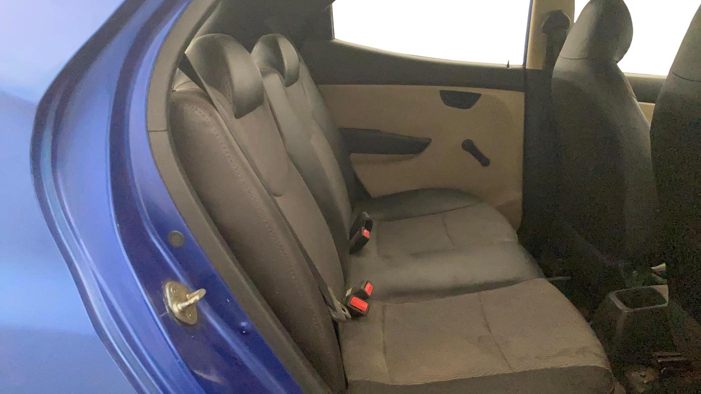 2013 Hyundai Eon ERA +, Petrol, Manual, 91,287 km, Right Side Rear Door Cabin