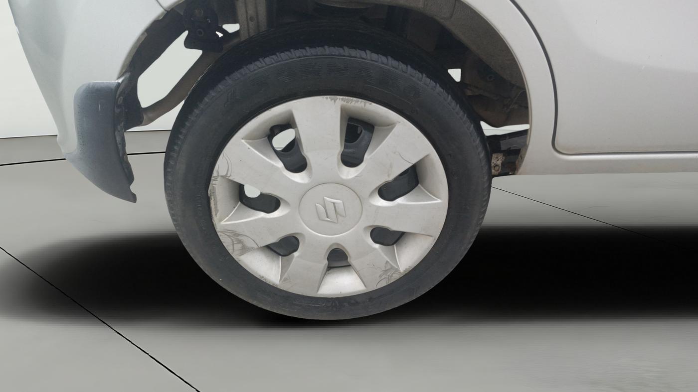 2018 Maruti Alto K10 VXI, Petrol, Manual, 22,451 km, Right Rear Wheel