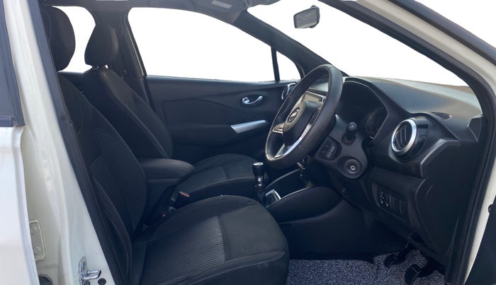 2019 Nissan Kicks XV 1.5, Petrol, Manual, 70,782 km, Right Side Front Door Cabin