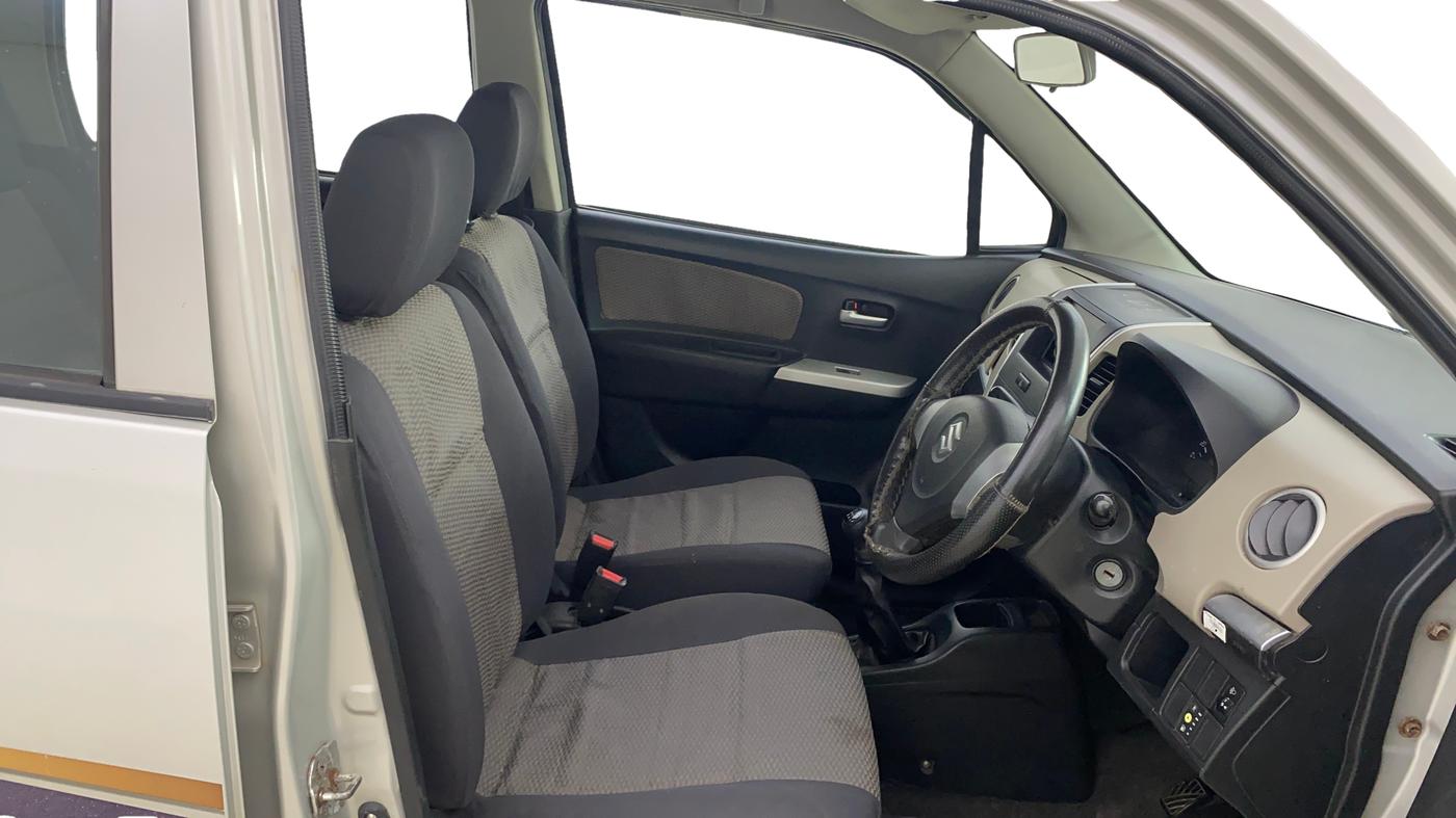 2013 Maruti Wagon R 1.0 LXI CNG, CNG, Manual, 60,983 km, Right Side Front Door Cabin