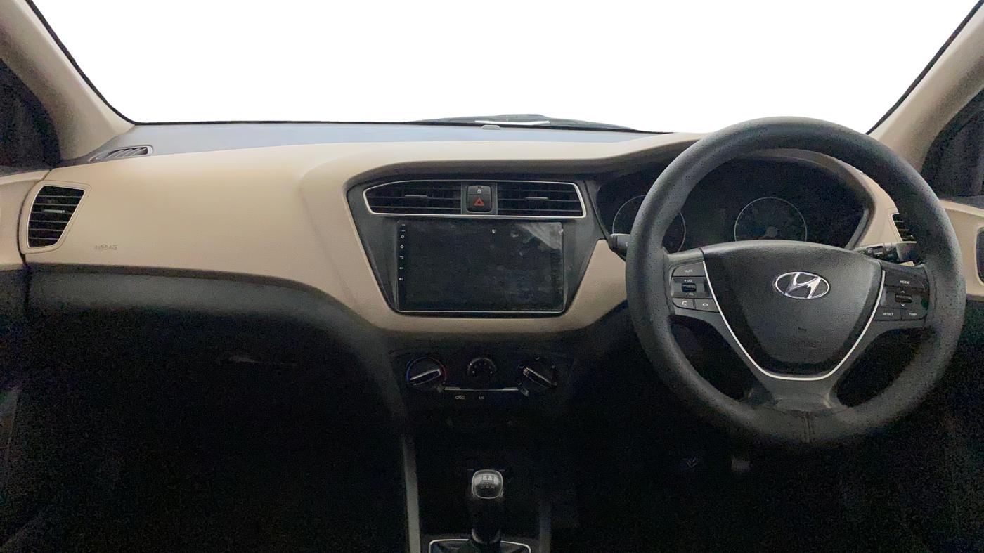 2019 Hyundai Elite i20 MAGNA PLUS 1.2, Petrol, Manual, 72,659 km, Dashboard