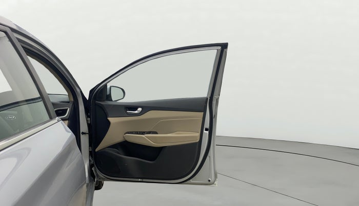 2019 Hyundai Verna 1.6 VTVT SX O, Petrol, Manual, 57,227 km, RHS Front Door