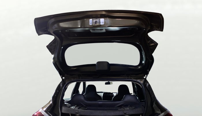 2020 Renault Kwid RXT 1.0 (O), Petrol, Manual, 20,804 km, Boot Door Open