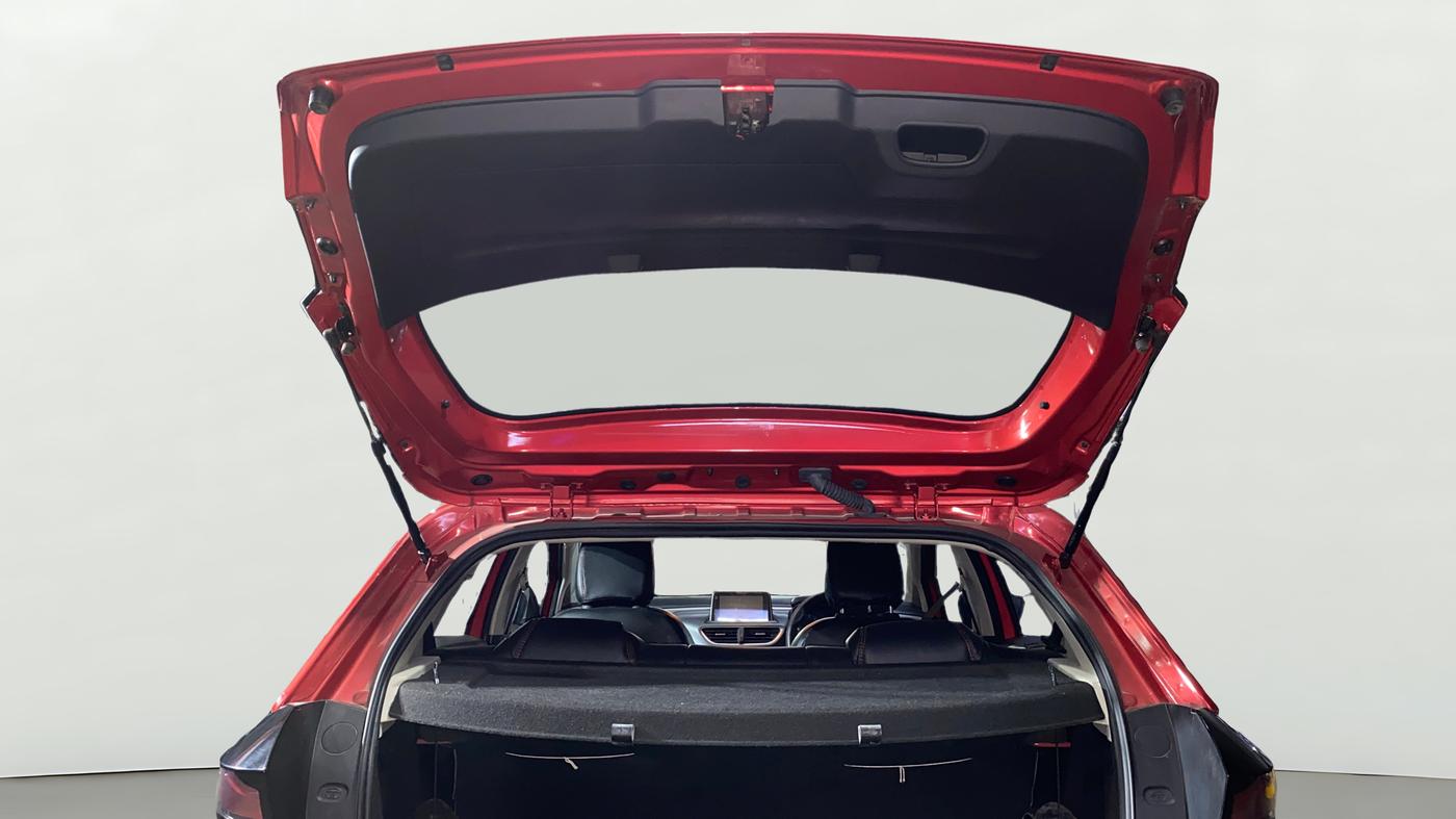 2023 Tata ALTROZ XM PLUS PETROL, Petrol, Manual, 4,418 km, Boot Door Open