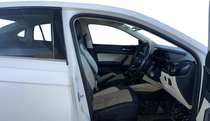 2022 Skoda SLAVIA STYLE 1.0L TSI MT, Petrol, Manual, 47,716 km, Right Side Front Door Cabin