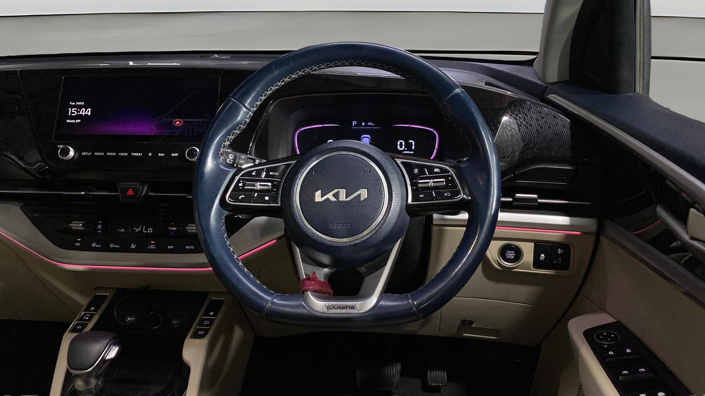 2022 KIA CARENS LUXURY PLUS 1.5 DIESEL AT 7 STR, Diesel, Automatic, 74,424 km, Steering Wheel Close Up