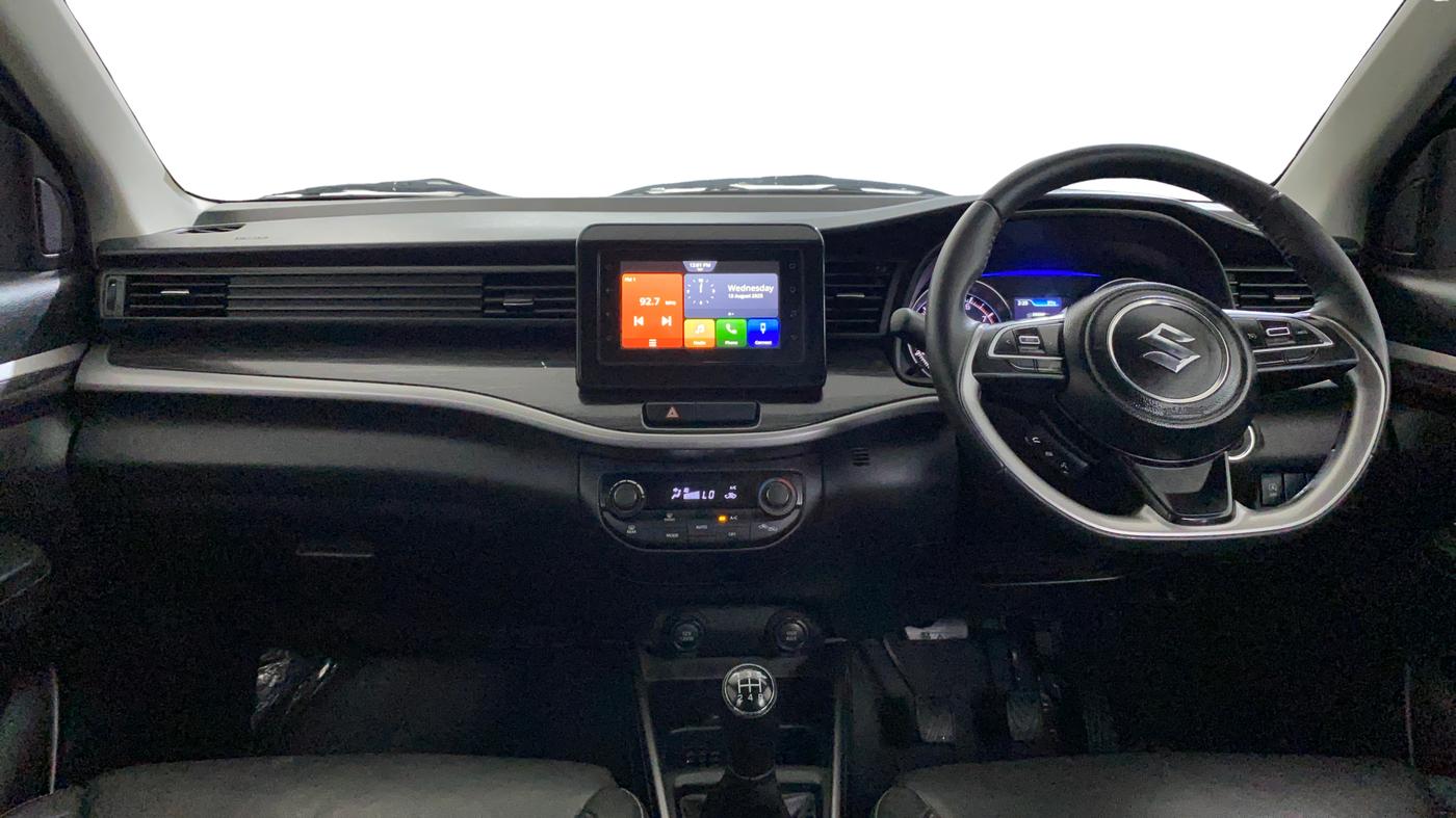 2019 Maruti XL6 ALPHA MT, Petrol, Manual, 29,154 km, Dashboard