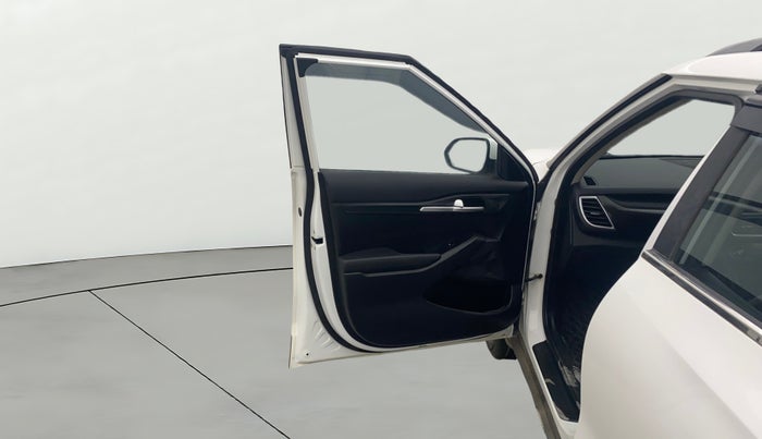 2020 KIA SELTOS HTK PLUS 1.5, Petrol, Manual, 45,841 km, LHS Front Door