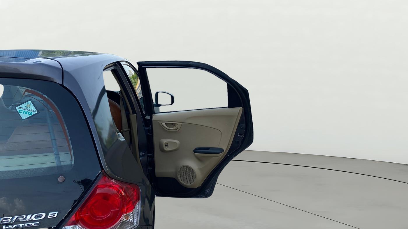2018 Honda Brio S(O) MT, CNG, Manual, 1,35,760 km, RHS Rear Door