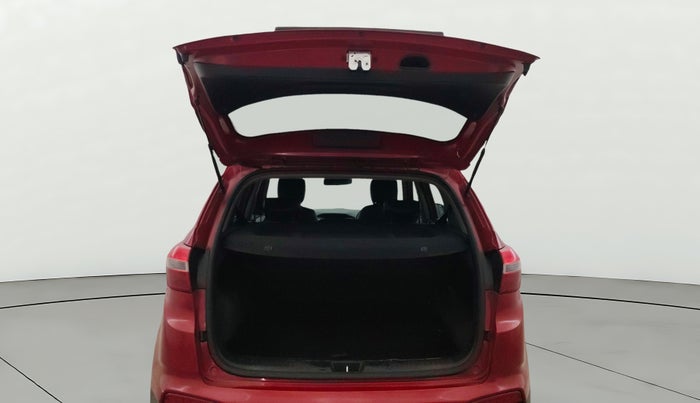 2015 Hyundai Creta SX PLUS 1.6 PETROL, Petrol, Manual, 58,703 km, Boot Door Open