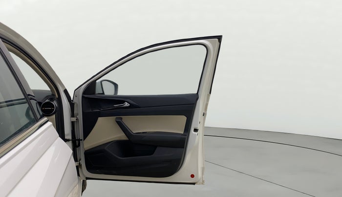 2022 Skoda SLAVIA STYLE 1.5L TSI DSG, Petrol, Automatic, 44,103 km, RHS Front Door