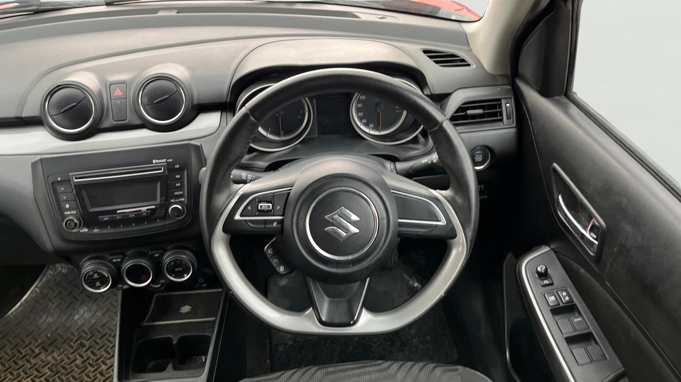 2018 Maruti Swift ZXI AMT, Petrol, Automatic, 81,887 km, Steering Wheel Close Up