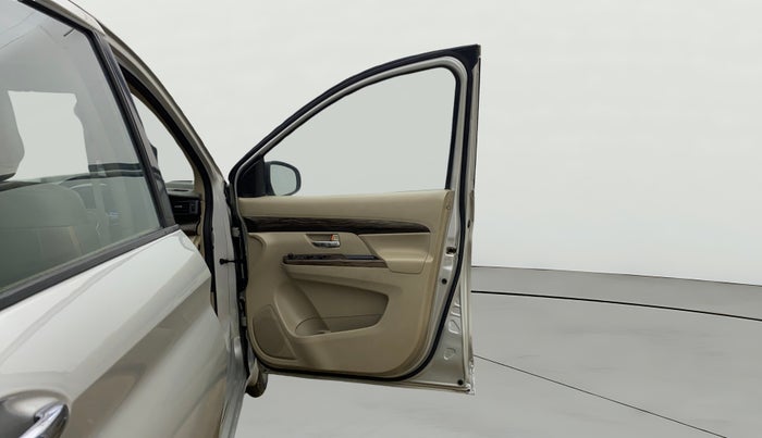 2019 Maruti Ertiga ZXI+ SHVS, Petrol, Manual, 41,554 km, RHS Front Door