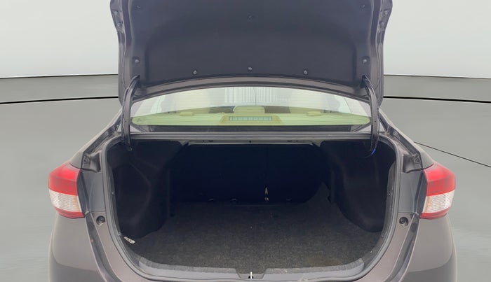 2018 Toyota YARIS G MT, Petrol, Manual, 37,733 km, Boot Open Zoomed View