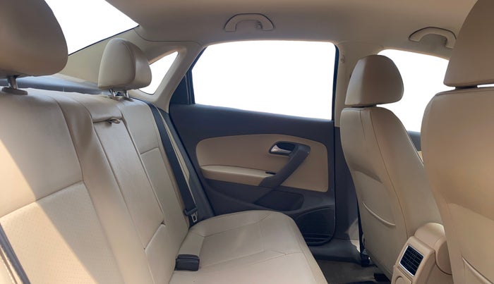 2016 Volkswagen Vento HIGHLINE PETROL AT, Petrol, Automatic, 56,035 km, Right Side Rear Door Cabin