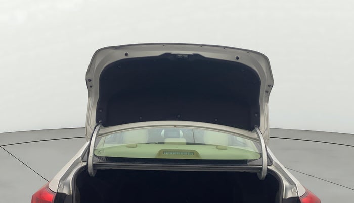 2018 Toyota YARIS J MT, Petrol, Manual, 86,756 km, Boot Door Open