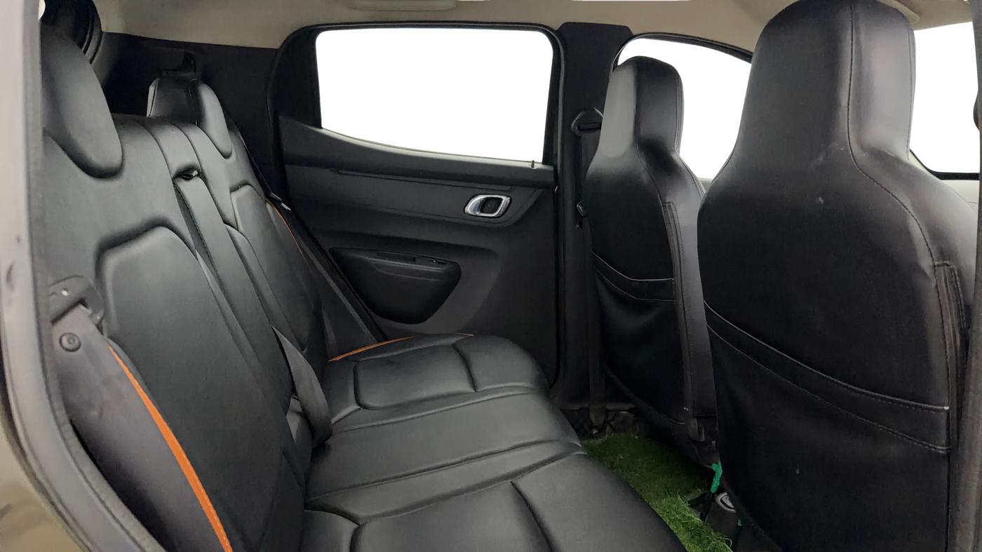 2021 Renault Kwid CLIMBER 1.0 (O), CNG, Manual, 48,650 km, Right Side Rear Door Cabin